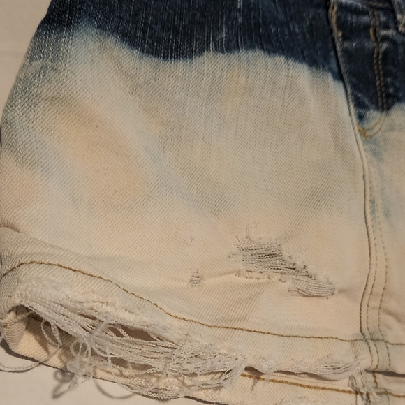 Size 2 bleached/ distressed toddler jean skirt - Picture 5 of 5